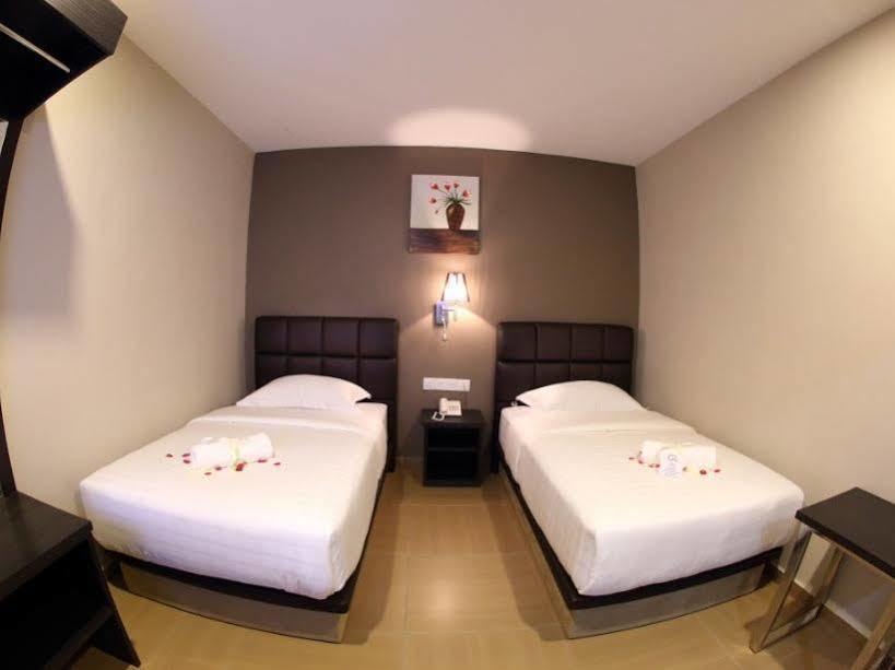 Gl Hotel Kluang Keluang Exterior foto